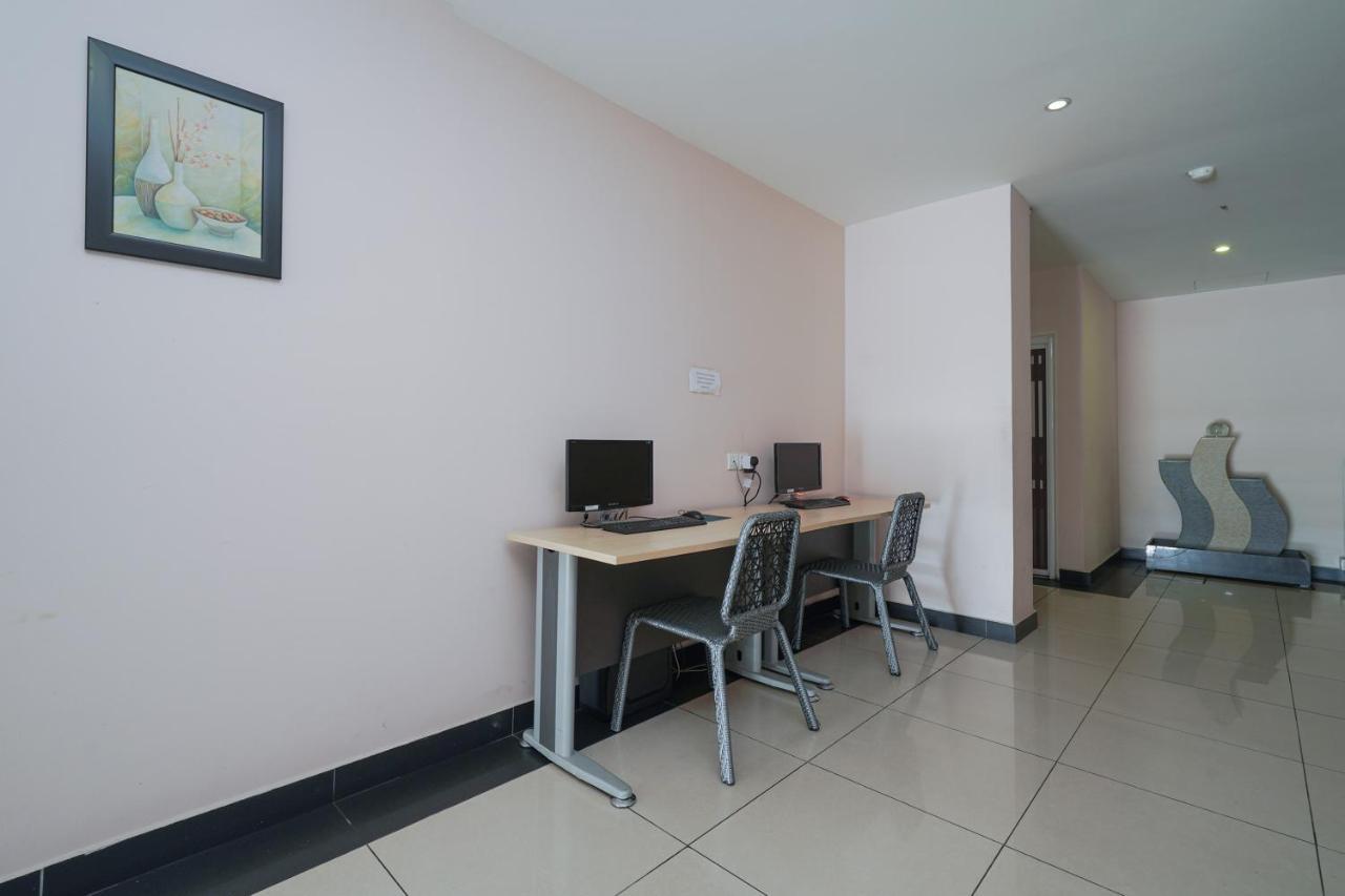 Capital O 89919 Hotel Hari Hari Куала Лумпур Екстериор снимка
